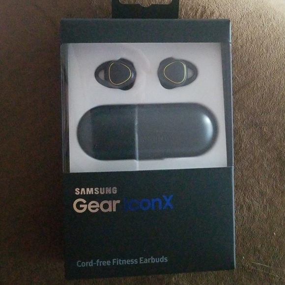 Samsung Other - Samsung Gear iconX Earbuds